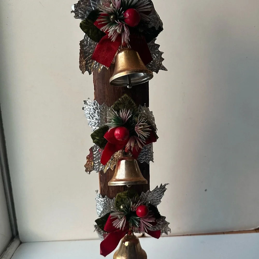 Vintage Christmas Holly Bells Wall Hanging Decoration Rustic Holiday Decor
